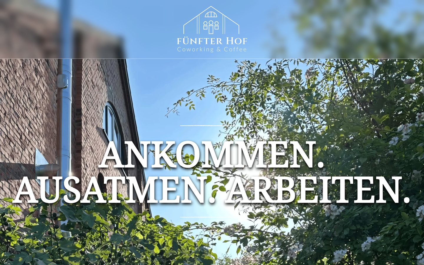 Home page of fuenfterhof.de with the line “Ankommen. Ausatmen. Arbeiten.”