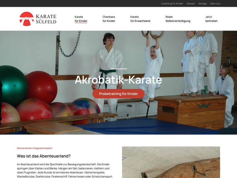 Page “Acrobatic karate”: the adventure land as a movement landscape